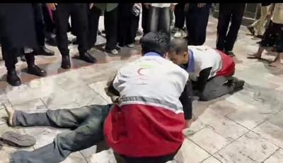  نجات نوجوان تشنج‌زده در حرم رضوی