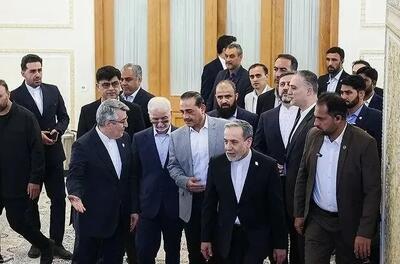 العربیه به نقل از یک منبع مطلع: میانجی پاکستانی نسبت به تمدید دوره ۶۰ روزه آتشبس ابراز خوشبینی کرده / اسلامآباد تلاش میکند با تمدید آتشبس ۶۰ روزه، مسیر دیپلماتیک را باز نگه دارد