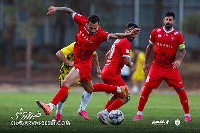 کارت بازی همه بازیکنان پرسپولیس صادر شد - پارس فوتبال