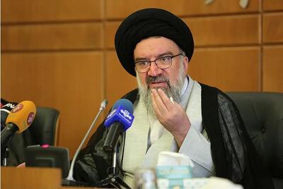 احمد خاتمی: اشاره به «صلح» در قرآن، پیرامون دعواهای خانوادگی است و ربطی به «جنگ» ندارد