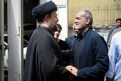 دیدار پزشکیان با سید حسن خمینی