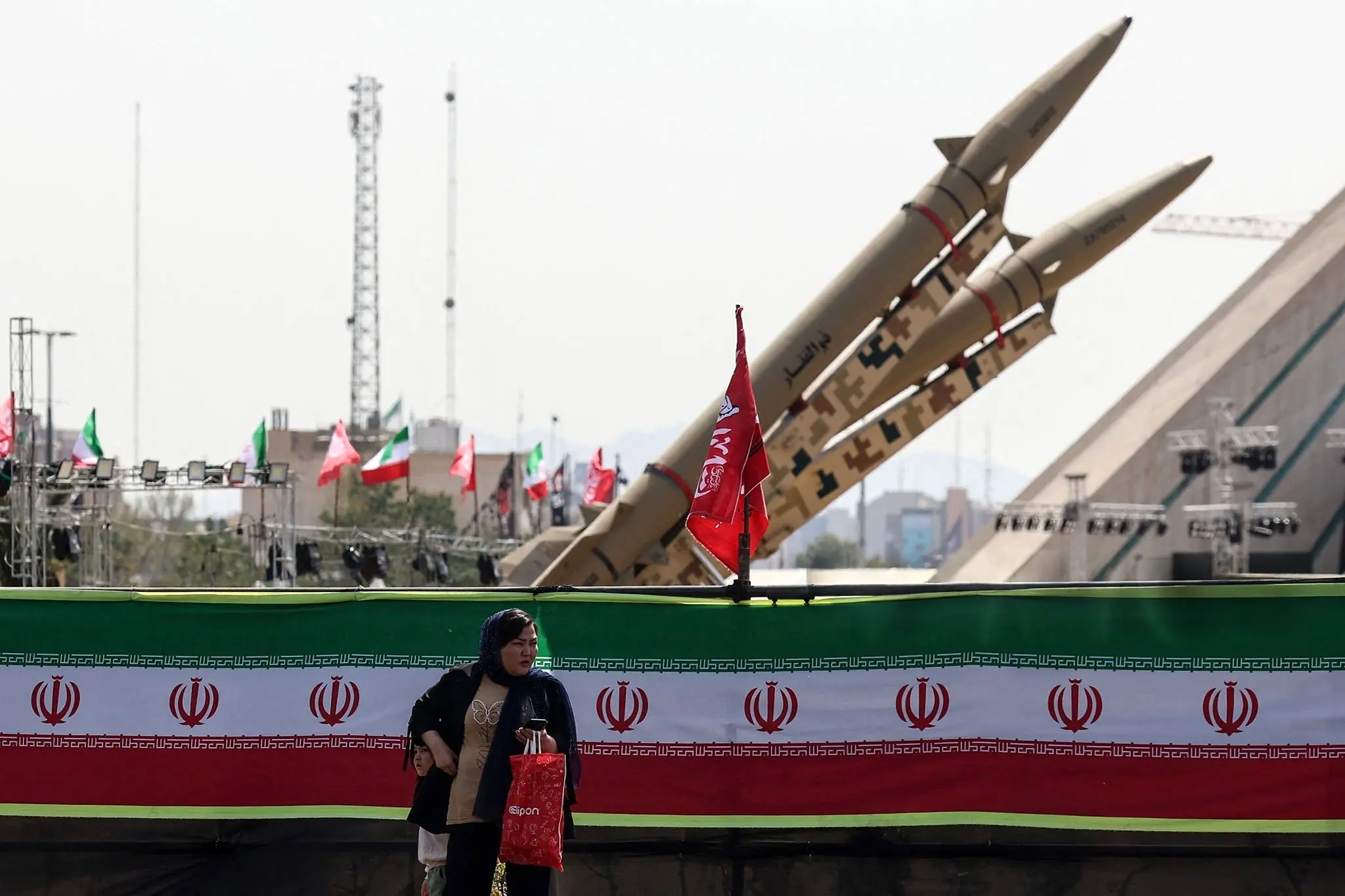 ایران تا ۲۰۲۷ ذخایر موشکیاش را احیا میکند