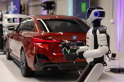  روبات انسان‌نما حالا در کارخانه BMW کار می‌کند | آینده شغل‌ها از همین‌جا شروع می‌شود؟