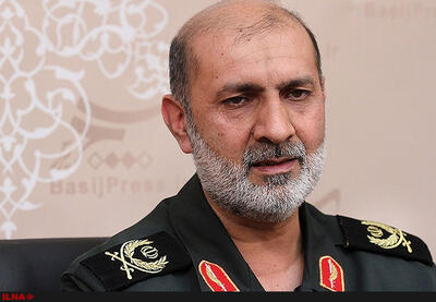  دشمن اگر ضعف ببیند، مهاجم می‌شود