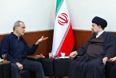 دیدار رئیسجمهور با آیتالله سید حسن خمینی
