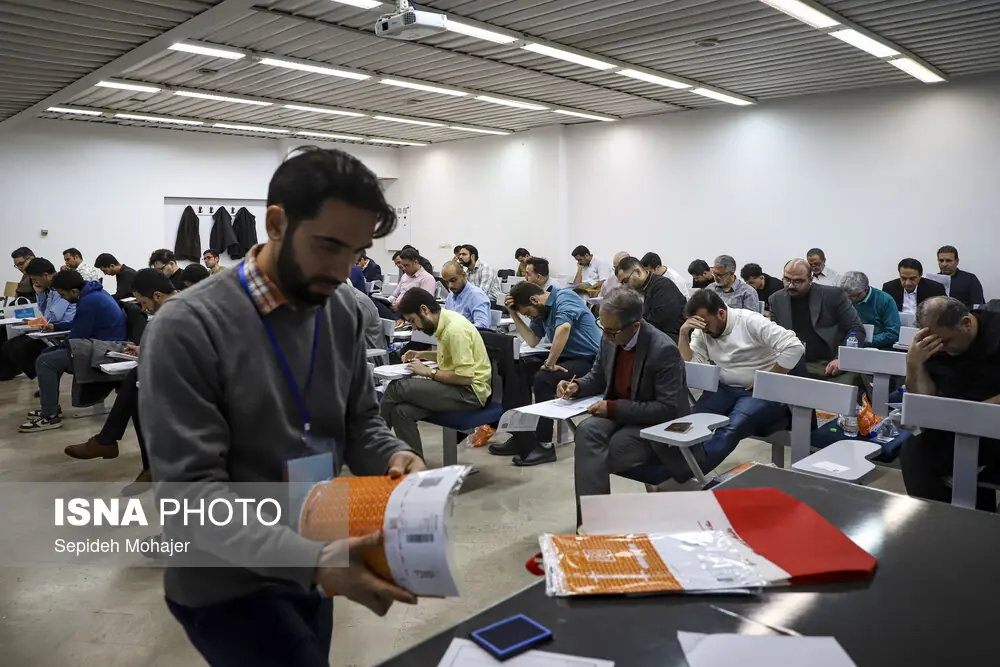 ممنوعیت تحصیل همزمان و شرکت پذیرفتهشدگان دورههای رایگان در آزمون ارشد علوم پزشکی