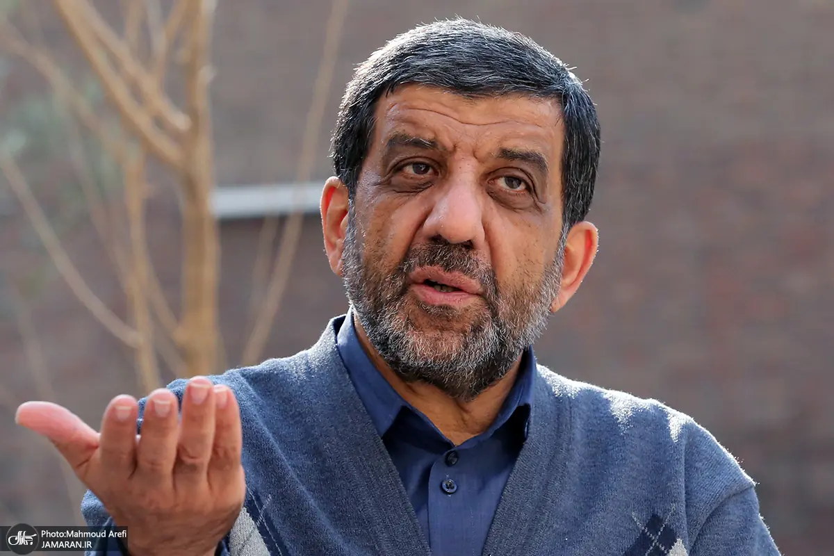 ضرغامی: خبرهای دست اول را در کافی شاپها، قهوه خانهها و آرایشگاهها، جستجو کنید!