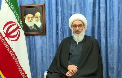  امام جمعه بوشهر: امام حسن(ع) با عقلانیت سیاسی اسلام را از انحراف نجات داد/ برابر آن حضرت، جبهه‌های نفاق، قدرت‌طلبی و سکوت شکل گرفته بود