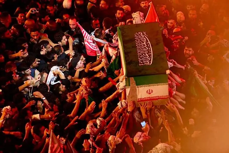 «دیدار آخر»؛ روایت متفاوتی از تشییع رهبر انقلاب روی آنتن شبکه دو