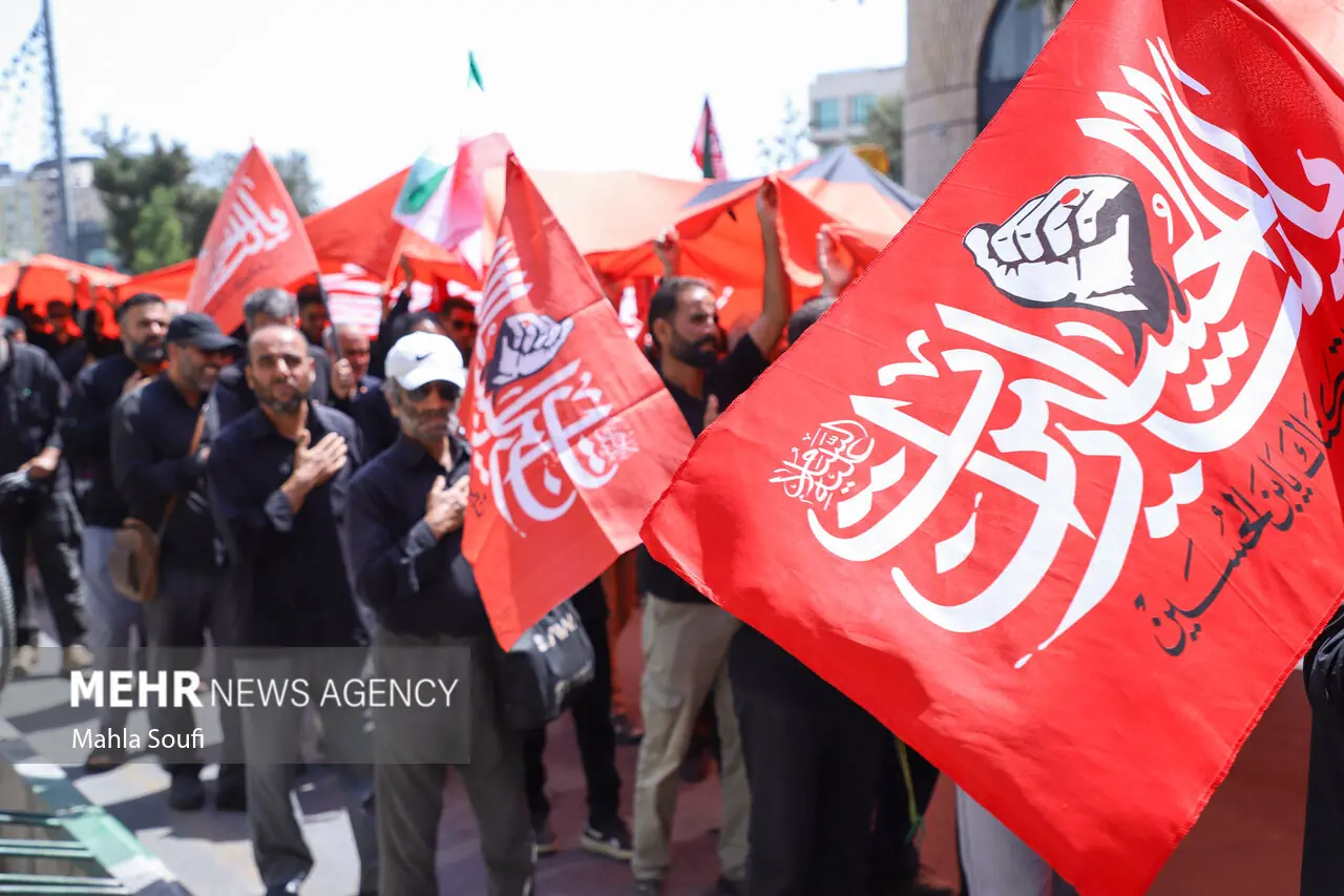 نوای سینهزنی در سوگ هشتمین اختر ولایت در اراک طنینانداز شد