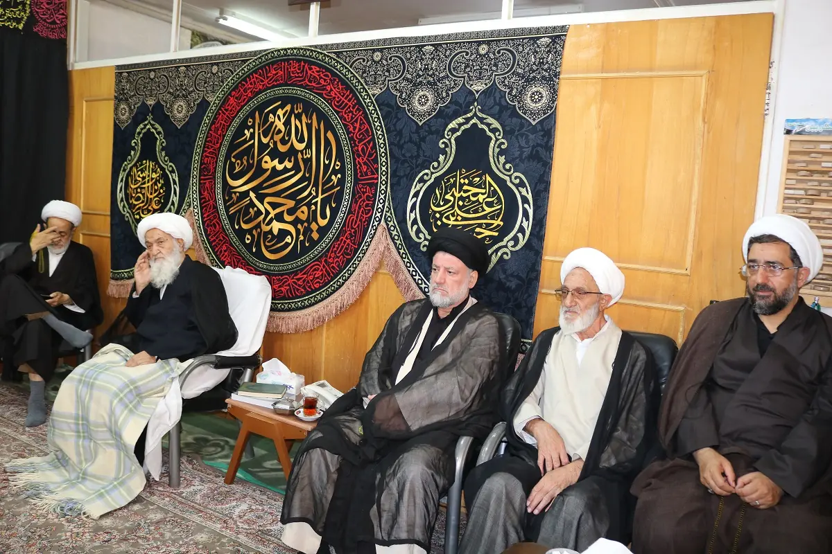 تصاویر عزاداری روزهای پایانی ماه صفر در دفتر حضرت آیت الله دوزدوزانی تبریزی