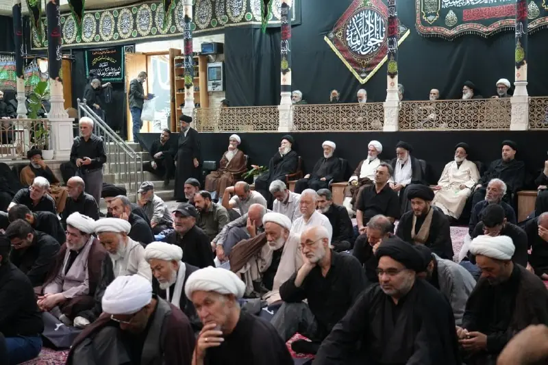  تصاویری از مراسم عزاداری روز شهادت امام رضا (ع) در بیت مرحوم آیت الله العظمی بروجردی