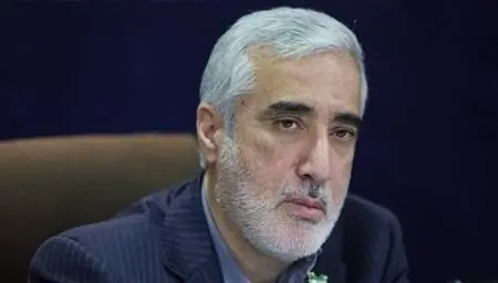 رئیس سازمان غذا و دارو: ذخایر استراتژیک در جنگ تحمیلی به کمک تأمین دارو آمد