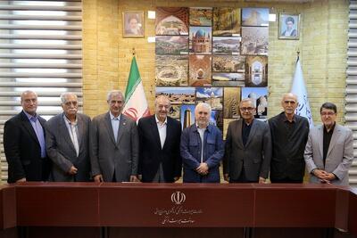  دیدار هیئت‌مدیره انجمن روابط‌عمومی ایران با علی دارابی برای راه‌اندازی موزه روابط‌عمومی - شارا