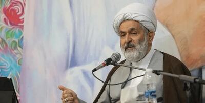  طائب: تنگه هرمز تحت کنترل و مدیریت ایران است