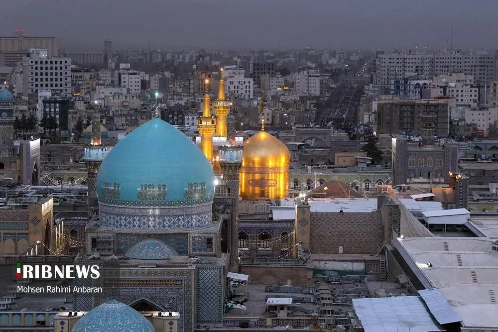  نمای هوایی از ازدحام زائران حرم رضوی در تحویل سال