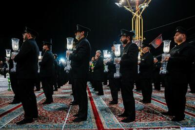  عکس: خطبه‌خوانی شهادت امام رضا علیه‌السلام در حرم مطهر رضوی