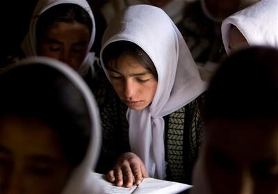  یونسکو: 2.4 میلیون دختر افغان از تحصیل بالاتر از کلاس ششم محروم‌اند - تسنیم