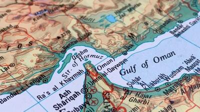 عضو اتاق ایران: در یک محاصره دریایی شدید، بیش از ۳ ماه توان مقابله نداریم