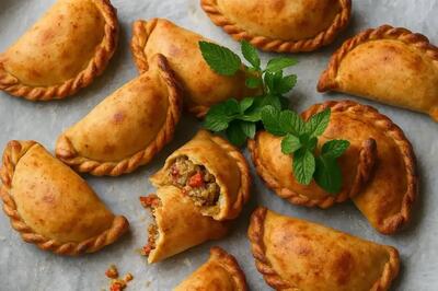 طرز تهیه پیراشکی گوشت فوری و خوشمزه