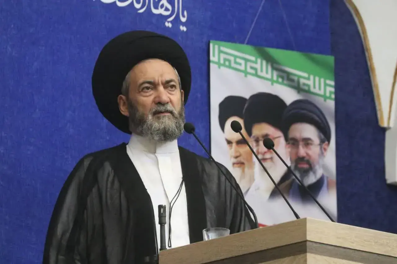 ورود ۴۵۰ هزار خودرو به اردبیل/آیتالله عاملی بر میهماننوازی و صیانت از فرهنگ منطقه تأکید کرد