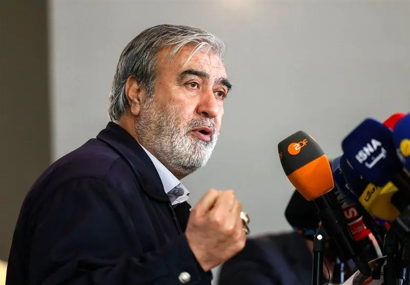  رئیس کمیسیون امنیت ملی: نیروهای مسلح ایران نیت شوم متجاوزان را در نطفه خفه کردند/ گریبان آمریکا را تا شکست نهایی خواهیم گرفت/ واشنگتن به فرار خود از منطقه سرعت دهد