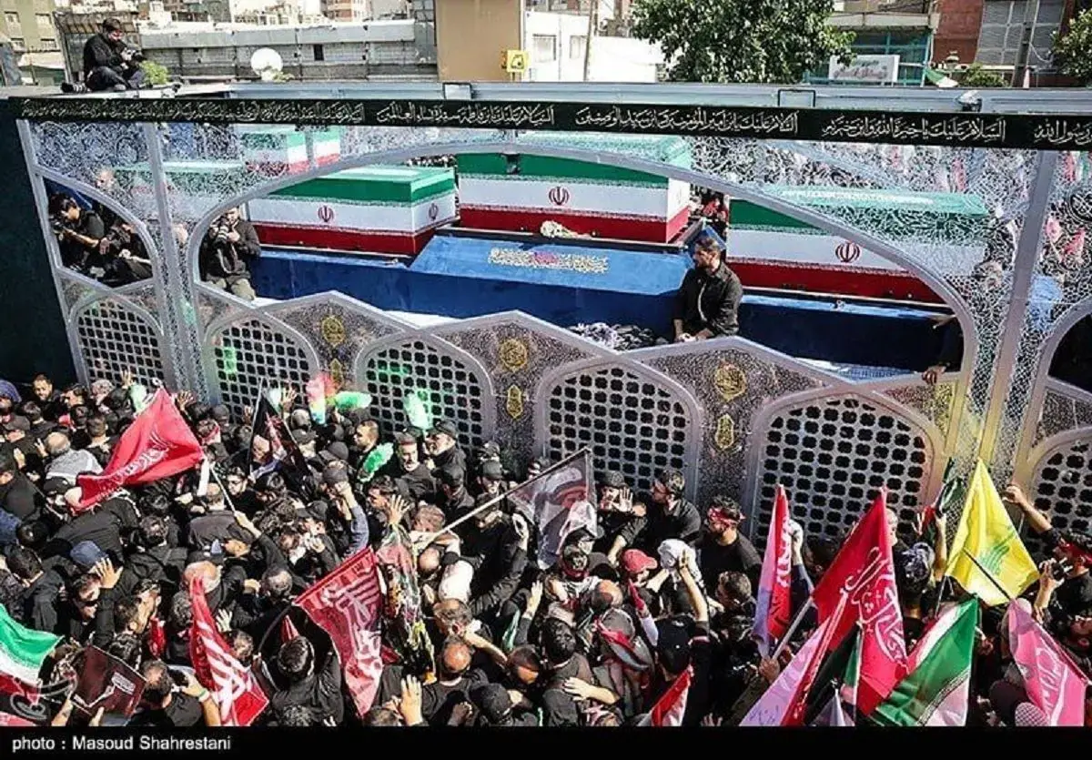  خاتمی: مراسم چهلمین روز تدفین رهبر شهید انقلاب و خانواده ایشان برگزار می‌شود
