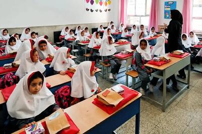 شیر رایگان به مدارس برمیگردد؛ جزئیات طرح تغذیه رایگان اعلام شد
