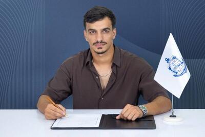 قرارداد موقری با ملوان تمدید شد