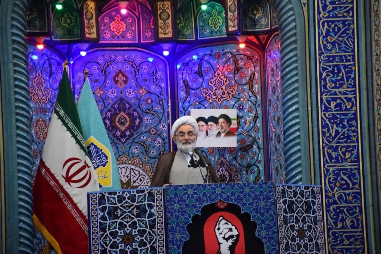 امام جمعه رشت: دولت مصرف انرژی را بدون آسیب به طبقات ضعیف مدیریت کند