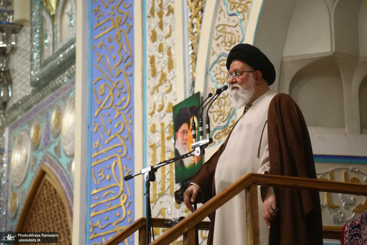 علمالهدی: دشمن میخواهد وضعیتی بحرانیتر از دیماه بیافریند/ تضعیف دولت، قوه قضاییه، مجلس و دیگر دستگاهها تضعیف انقلاب است/ برخورد با ناهنجاریها باید با زبان نرم، محبت و تدبیر باشد