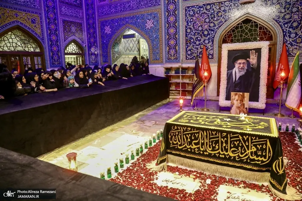  حال و هوای رواق دارالذکر حرم امام رضا (ع) محل خاکسپاری رهبر شهید انقلاب