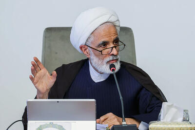 حاشیهسازی برخی مختص پزشکیان نیست؛ به قالیباف، قوه قضا و شورای نگهبان هم توهین میکنند/ فردی با لباس پیامبر و به نام حزبالله میگوید بمب اتم بسازیم!