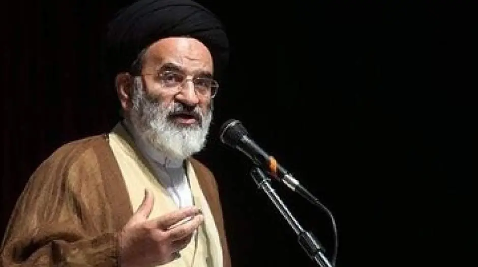 عضو شورای سیاستگذاری ائمه جمعه: بند ناف اروپا به تنگه هرمز وصل است/ درود بر زنان با حجاب در خیابان حاضر شدند؛ هم خانه را اداره می کنند هم خیابان را - مردم سالاری آنلاین