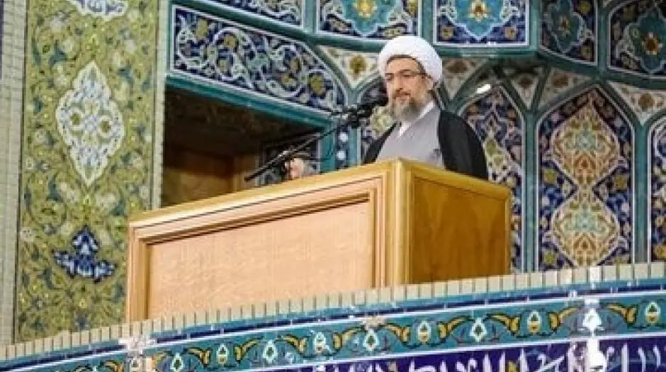 خط و نشام امام جمعه تبریز برای یک کارگردان تئاتر از تریبون نماز جمعه/ ماجرا چه بود؟ - مردم سالاری آنلاین