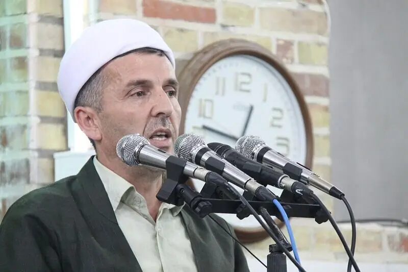 امام جمعه مهاباد: وحدت برای مقابله با توطئههای دشمنان ضروری است