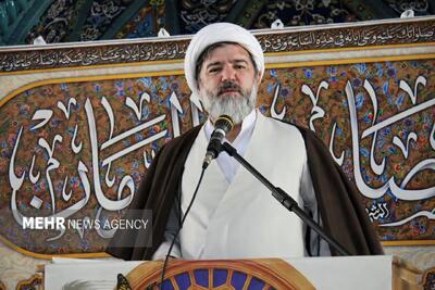 امام جمعه دیباج: مسیرهای سیلاب نباید با تصرف و ساختوساز مسدود شود