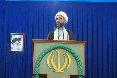 امام جمعه موقت بوشهر: اقتصاد با نسخههای بیمار درمان نمیشود