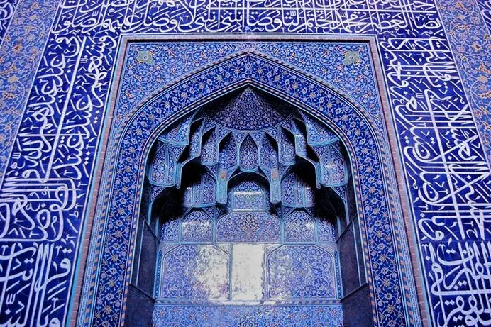 مساجد باید به کانون اصلی تربیت نسل مجاهد و انقلابی تبدیل شوند