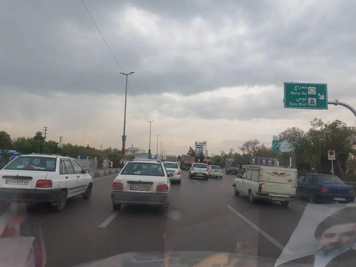 در سه جاده اصلی خراسان رضوی ترافیک سنگین ولی روان است.