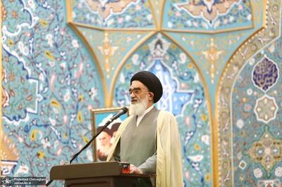 توصیه امام جمعه قم برای نحوه امر به معروف