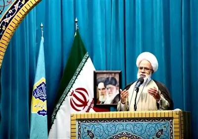 امام جمعه کرمانشاه:ملت ایران پرچم مقاومت و خونخواهی را زمین نمیگذارد - تسنیم