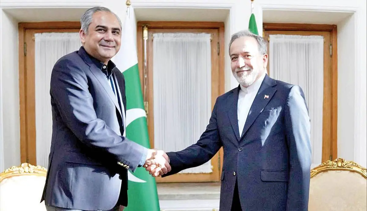 تشدید مذاکرات برای بازگشایی هرمز