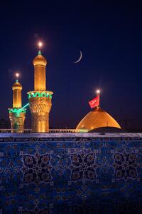  عکس/ هلال ماه ربیع‌الاول و نمایی از گنبد حرم امام حسین(ع)