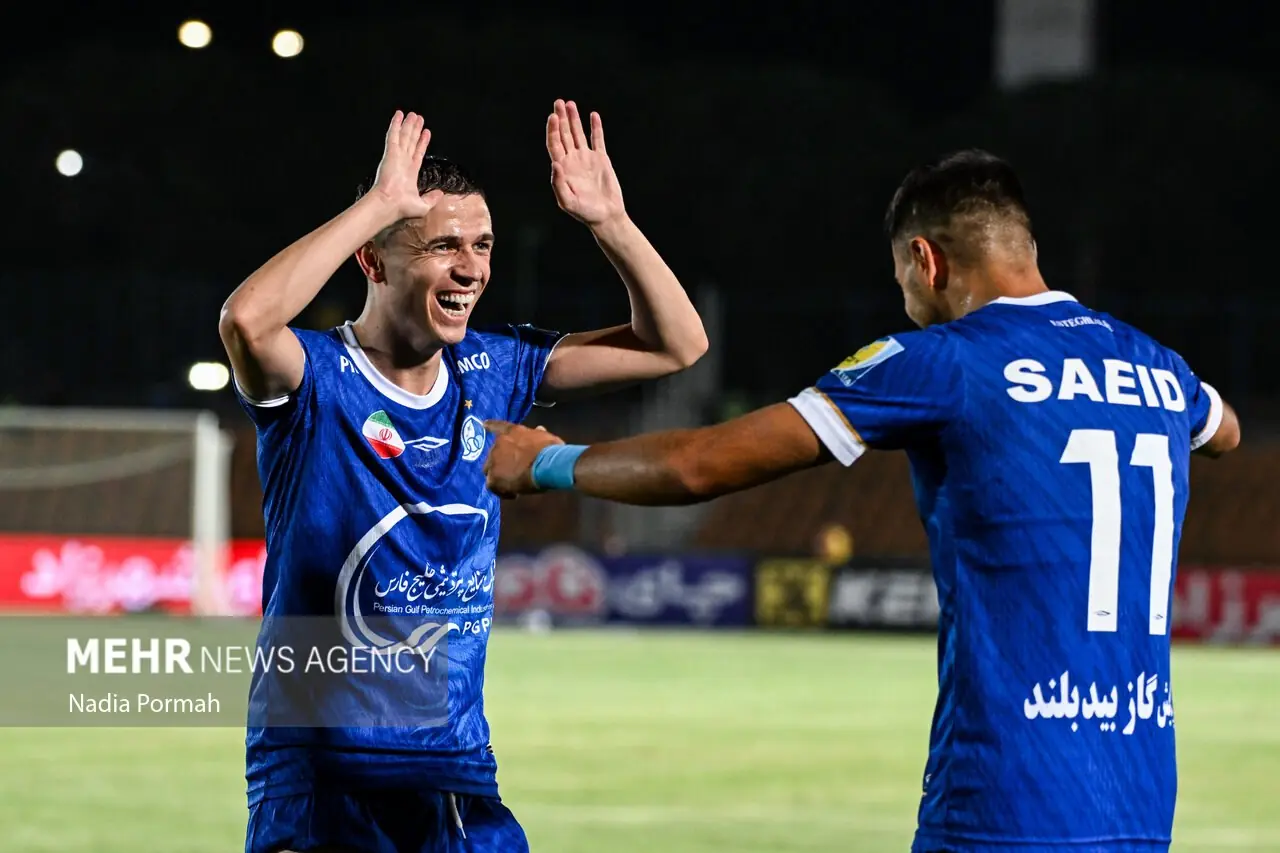 لیگ برتر فوتبال ، استقلال و مس شهر بابک