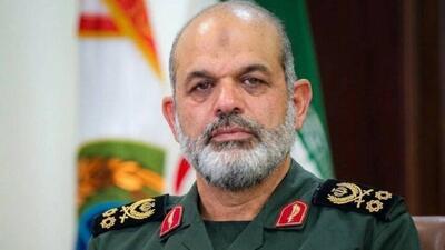  سرلشکر وحیدی: رزمندگان اسلام مسلح‌ترین ارتش تاریخ جهان را به زانو در آوردند