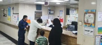 خوددرمانی با AI می تواند خطرناک باشد / هشدار تازه سازمان غذا و دارو درباره نسخه گرفتن از هوش مصنوعی؛ چرا نباید به توصیه ربات ها دارو مصرف کرد؟ / این اشتباه رایج ممکن است عواقب جدی داشته باشد