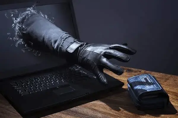 هشدار پلیس البرز نسبت به ترفندهای کلاهبرداری در فضای مجازی