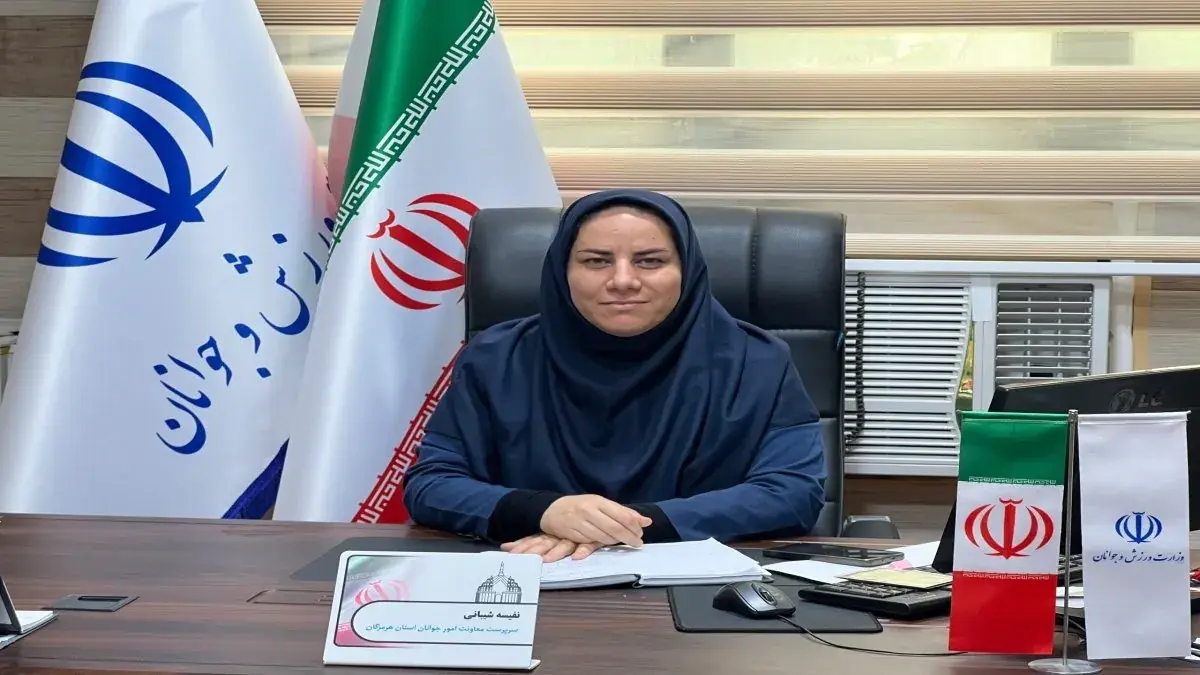 تقدیر از ۴ سازمان مردمنهاد هرمزگان در جشنواره «اتفاق ۵» / جوانان هرمزگان میداندار عرصههای فرهنگی و اجتماعی شدند