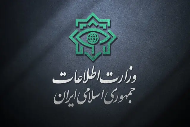 وزارت اطلاعات: دولت فرانسه پاسخگوی مداخلات دیپلماتهایش باشد
